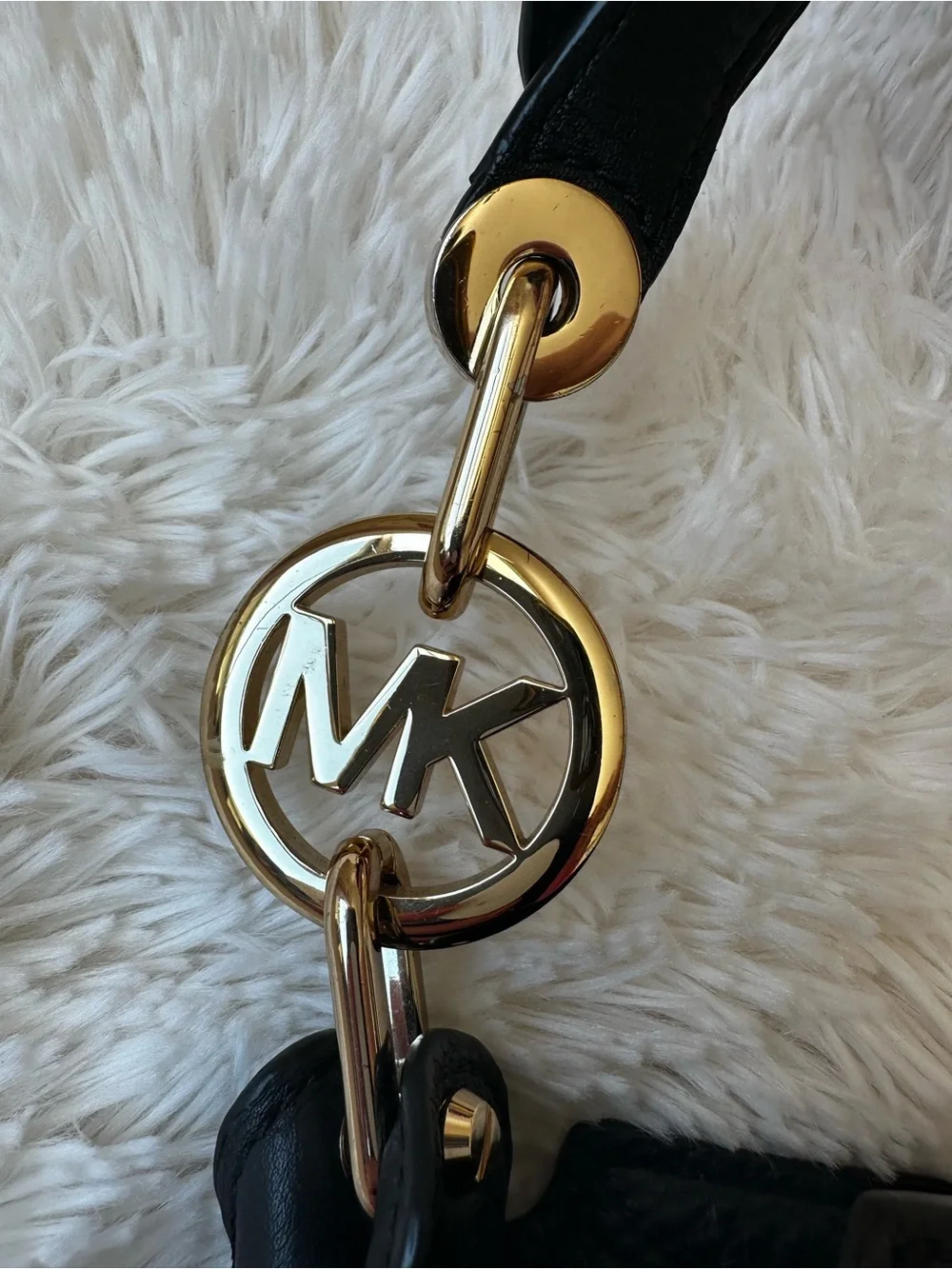 MICHAEL KORS Lillie Large Black Pebbled Leather Hobo Shoulder Bag Gold Chain